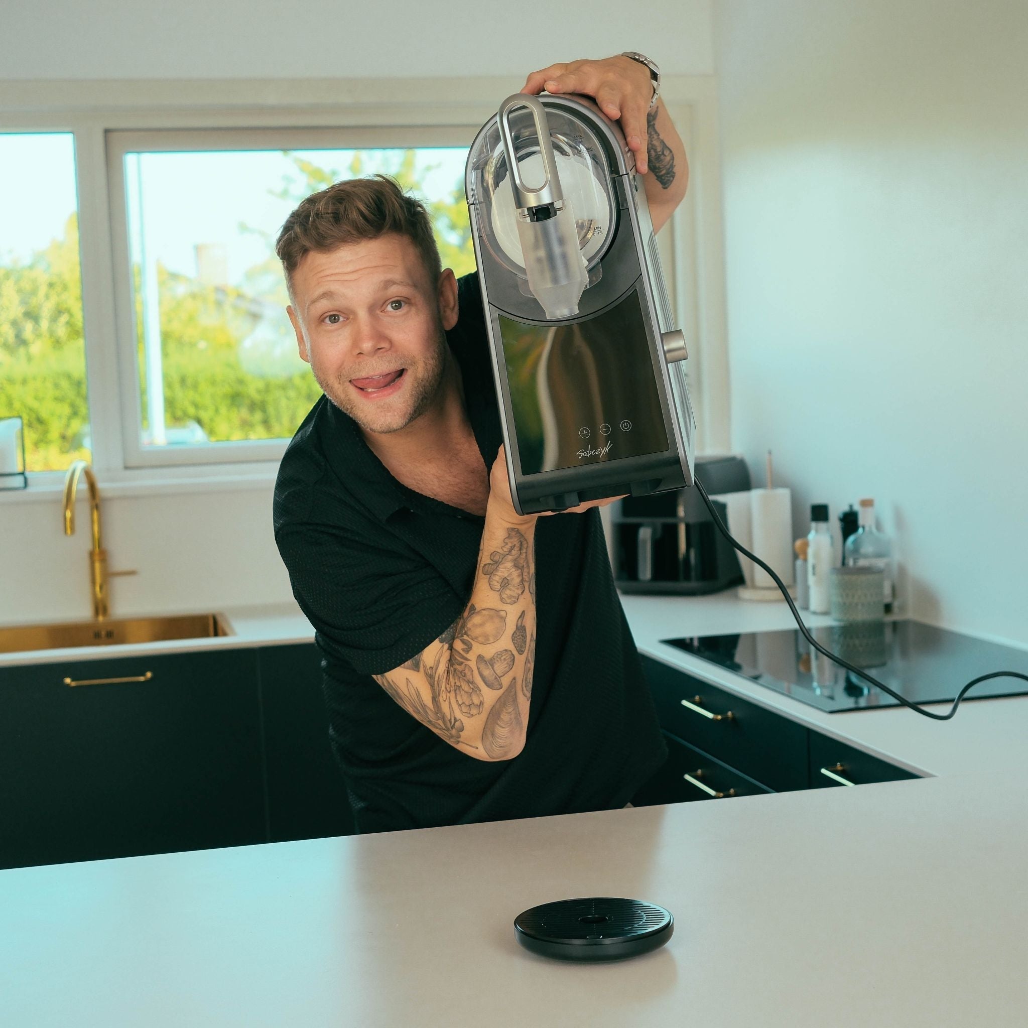 Sådan laver du perfekt slush ice derhjemme – og hvorfor Sobczyks nye maskine er vildere end nogensinde