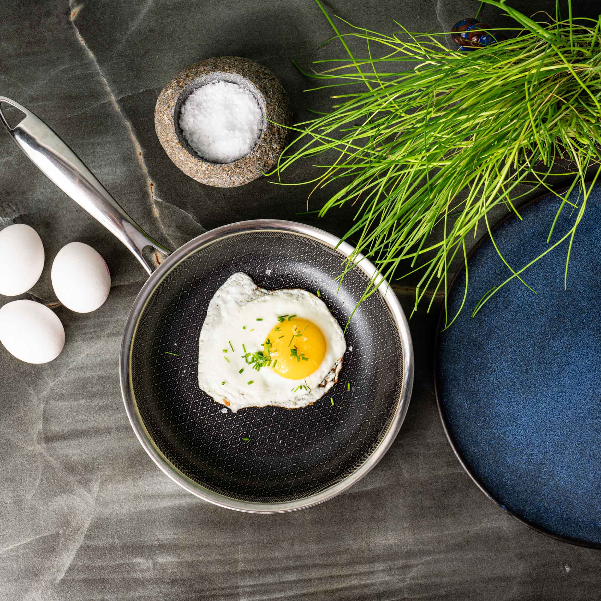 Gryder og pander: sådan vælger du det rigtige sæt til dit køkken