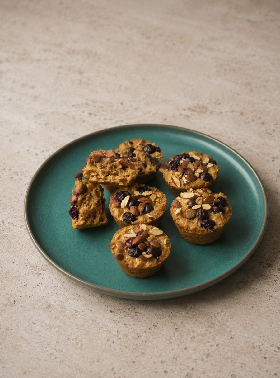 Havregrødsmuffins med æble, blåbær og mandler i airfryer