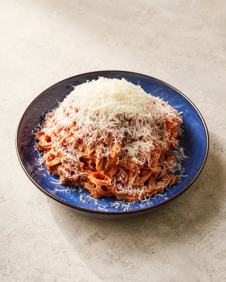 Nem pasta med masser af smag — feta og bagte tomater i airfryer