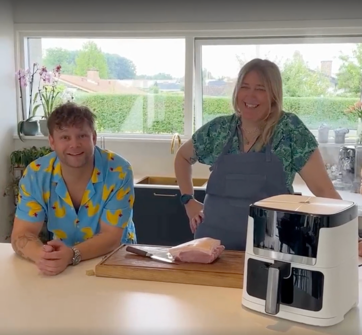 Flæskesteg i airfryer med sprøde svær (Casper-style)