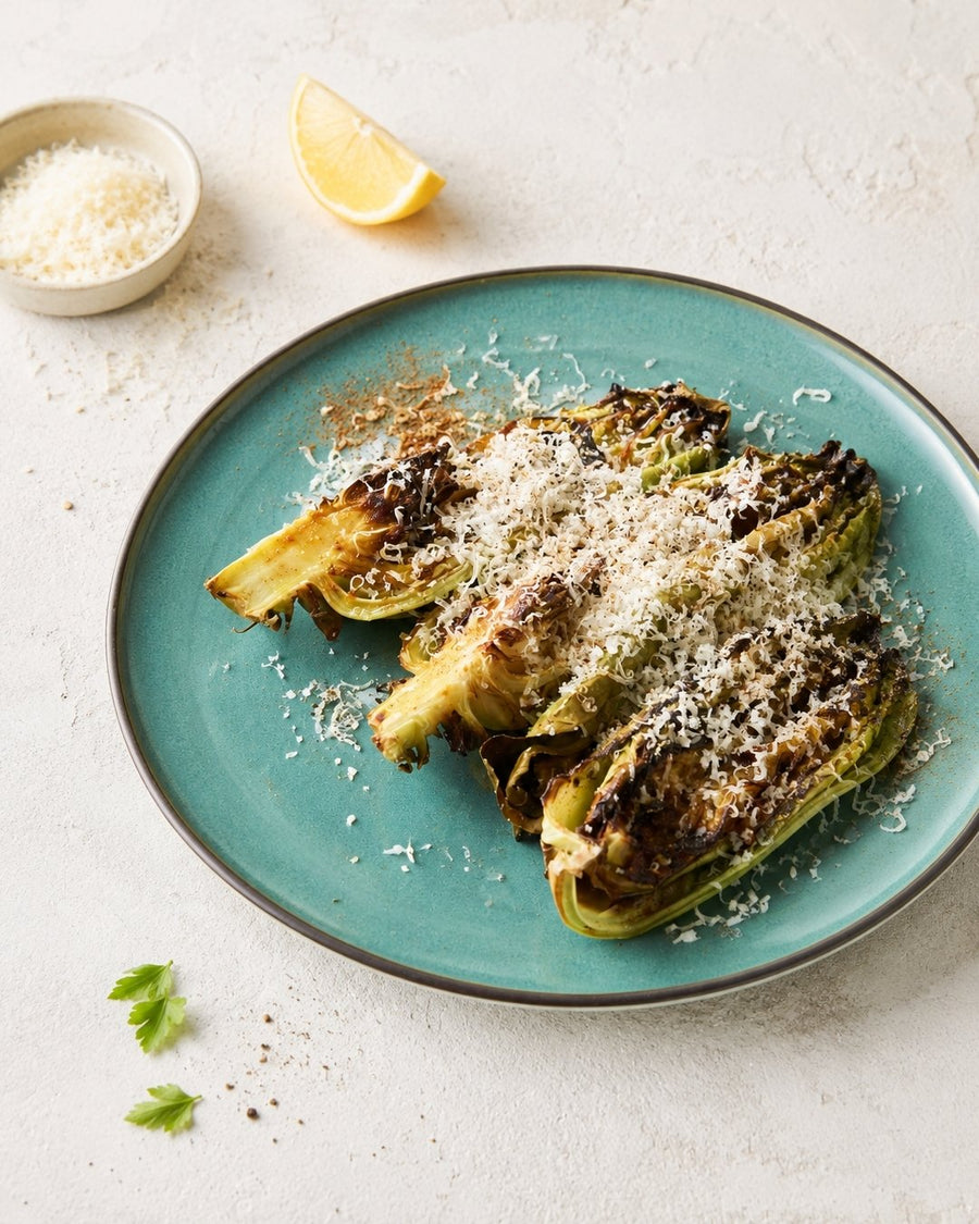 Stegt spidskål i airfryer med smør og parmesan – perfekt tilbehør