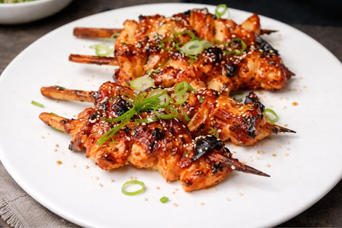 Kyllingespyd i airfryer – saftige og spicy med sweet chili og sriracha