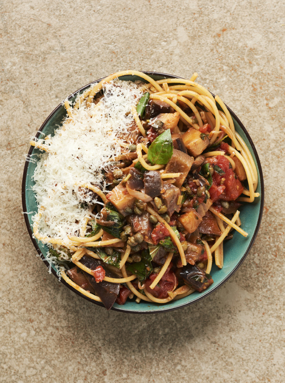 Pasta alla Norma i airfryer — siciliansk klassiker med aubergine
