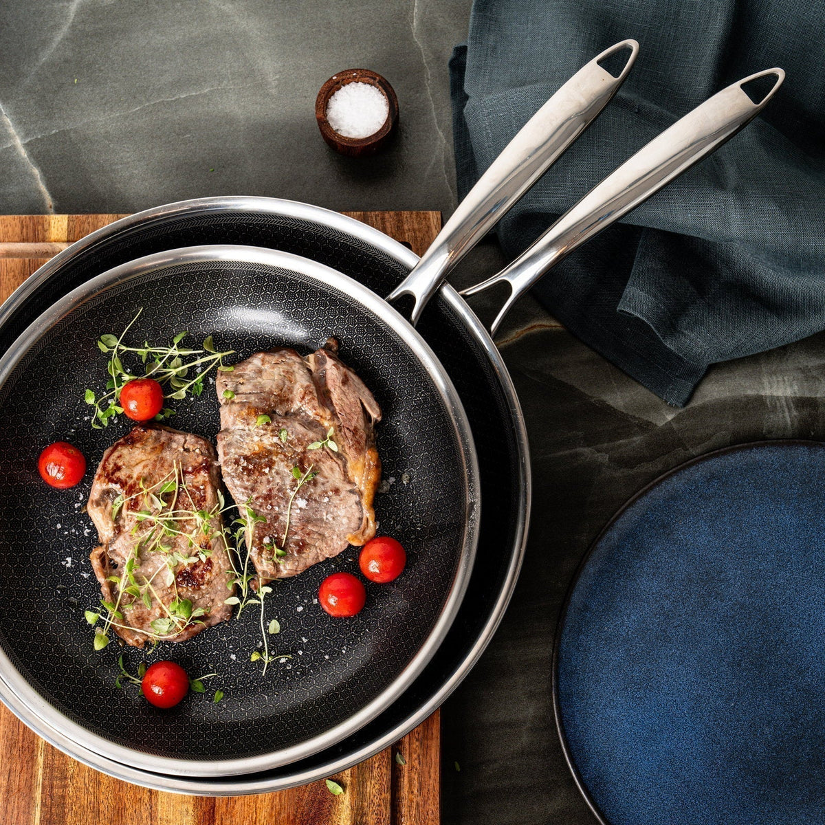 Trin for trin: Sådan genopbygger du non-stick på din hybrid stegepande