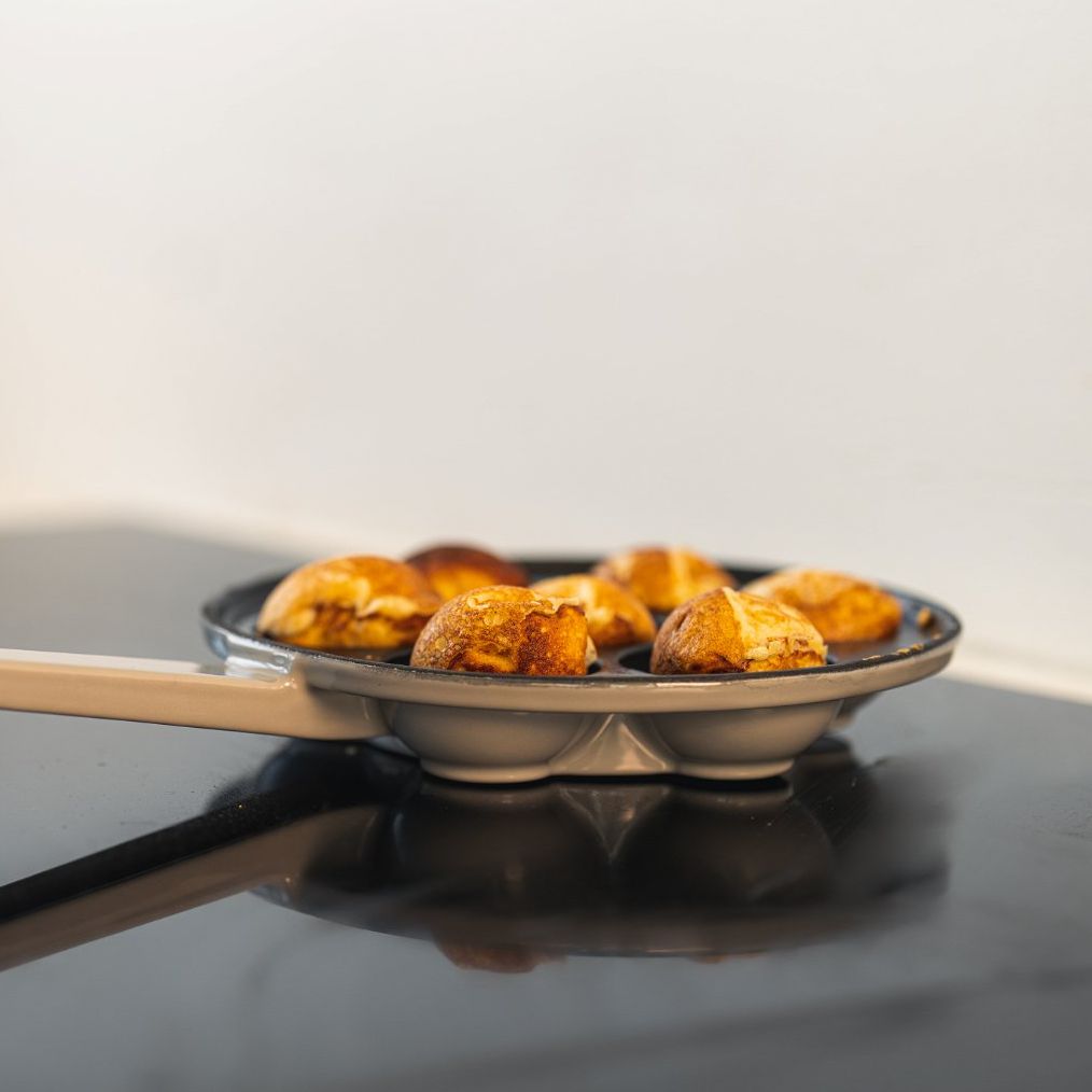 Støbejerns Æbleskivepande, Emaljeret - Ø20,5 cm *DEMO*