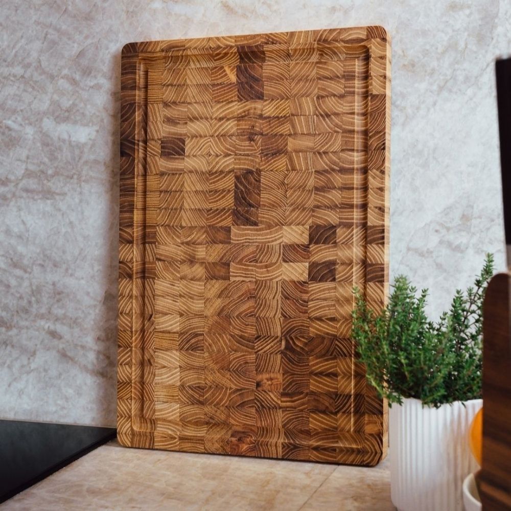 Teak skærebræt med saftrille - 45x30x2,5cm