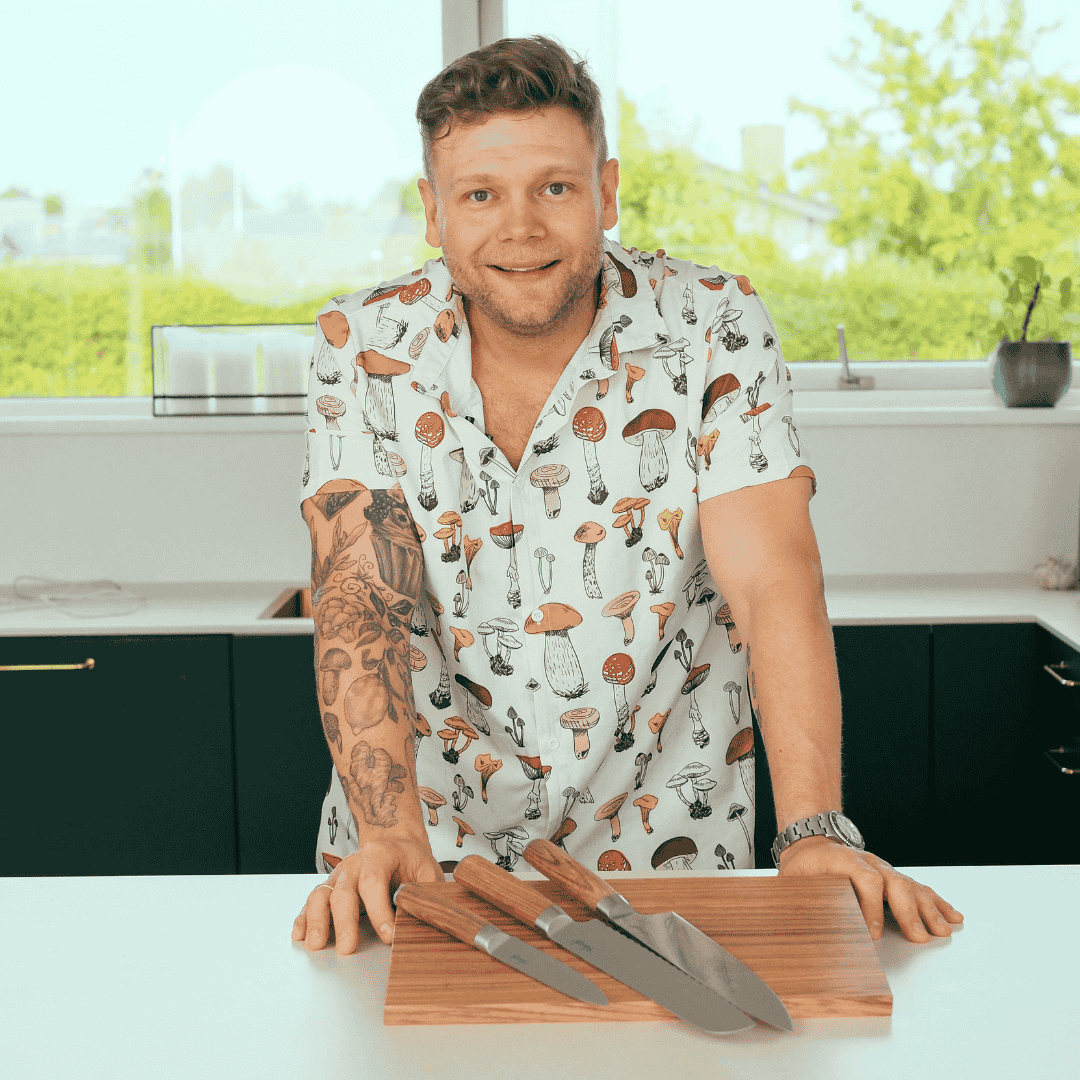 Sæt Med 3 Knive + Skærebræt i Zebratræ