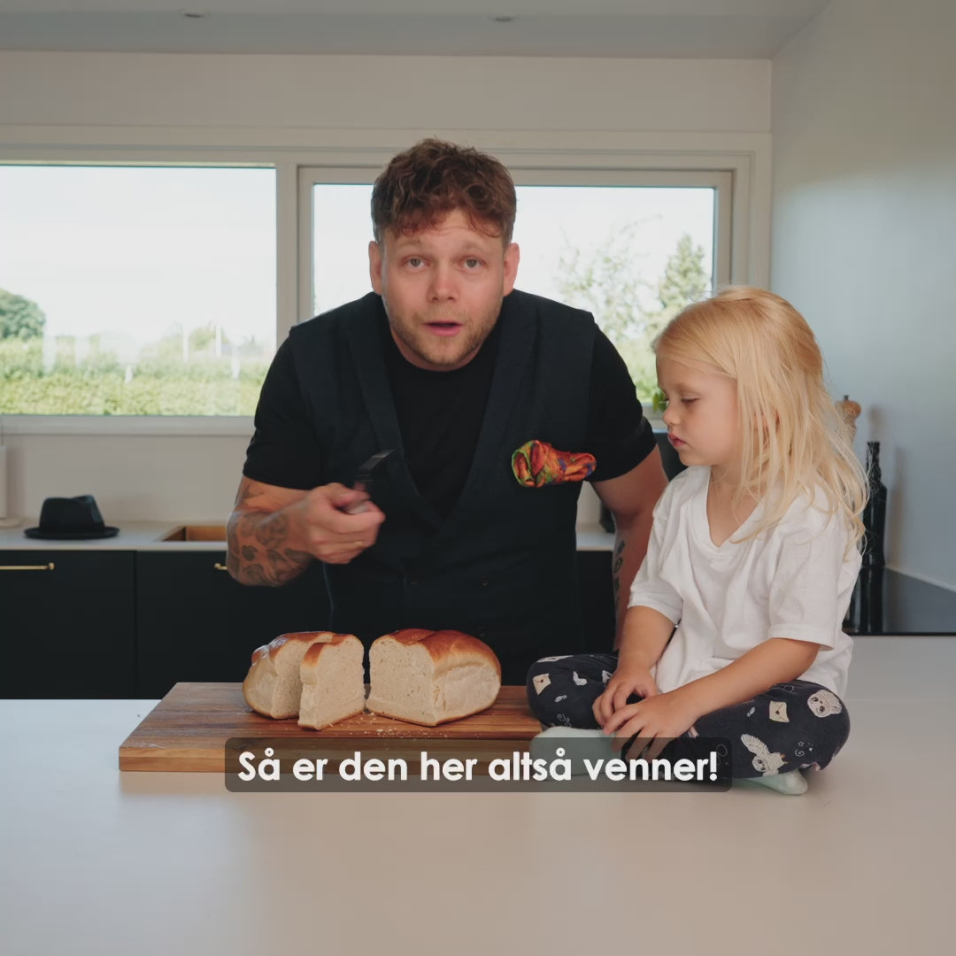 Indlæs video: Damaskus Brødkniv 20 cm *DEMO*