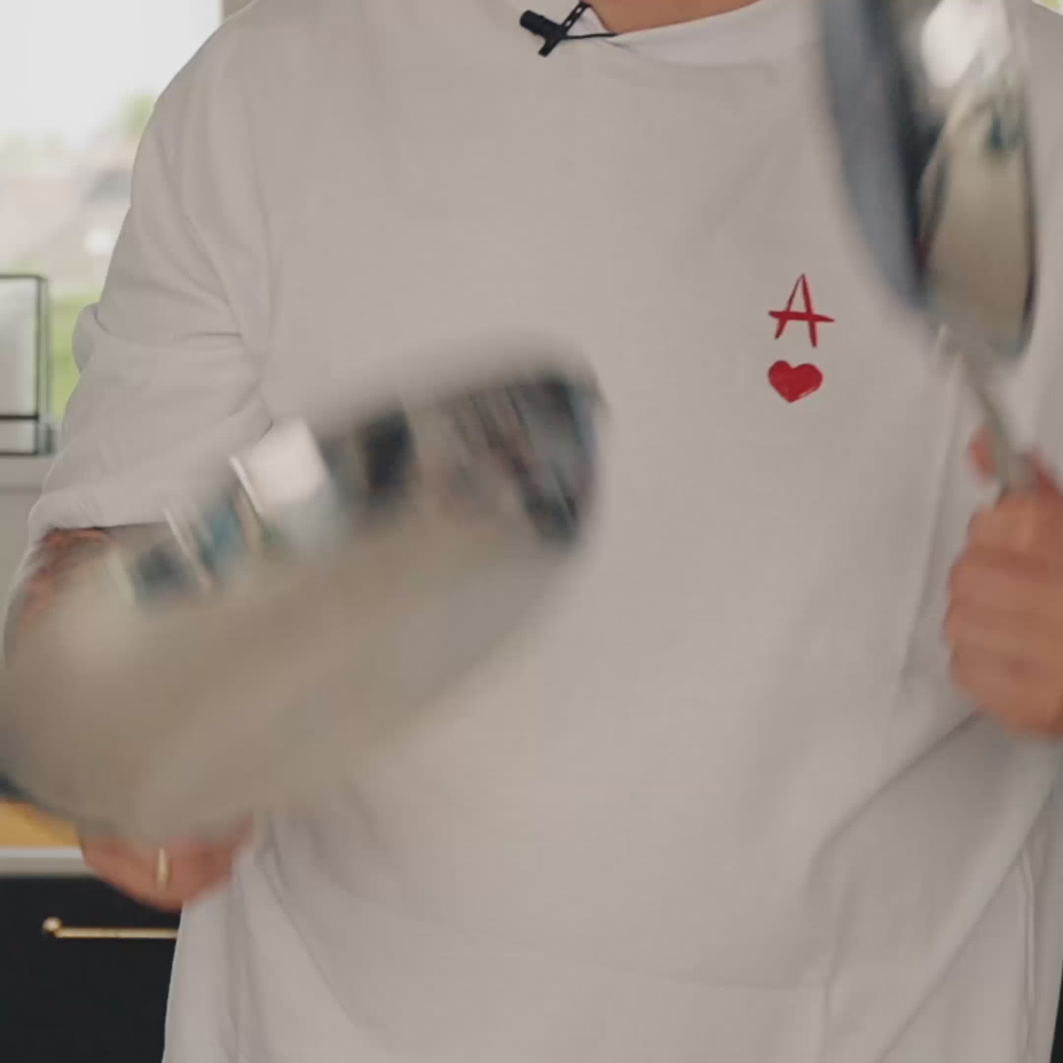 Indlæs video: Hybridpande Ø26 + Gratis Ø20 Pande