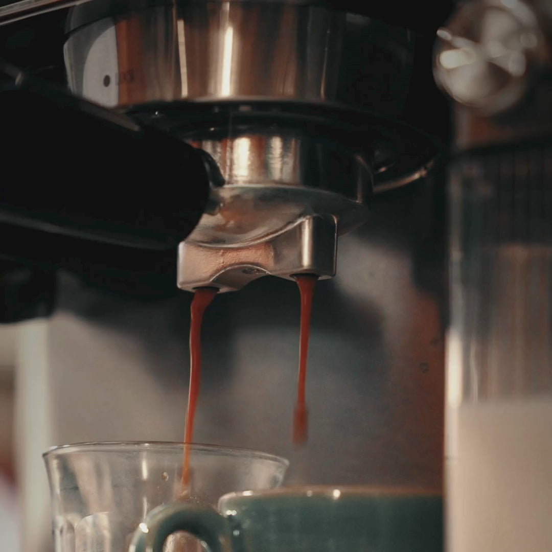 Indlæs video: Espressomaskine